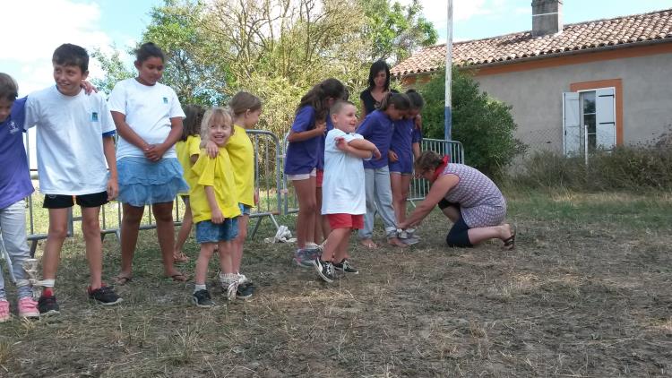 Jeux d'enfants à Escayre (8)