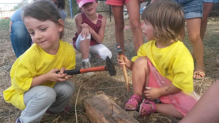 Jeux d'enfants à Escayre (51)