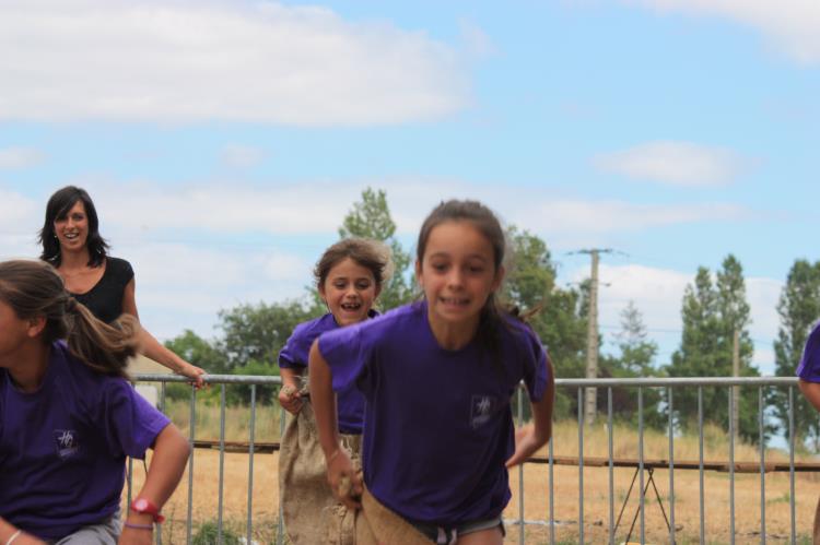 Jeux d'enfants à Escayre (72)