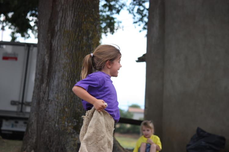 Jeux d'enfants à Escayre (118)