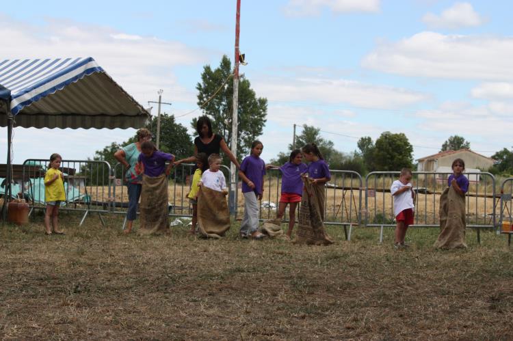 Jeux d'enfants à Escayre (132)