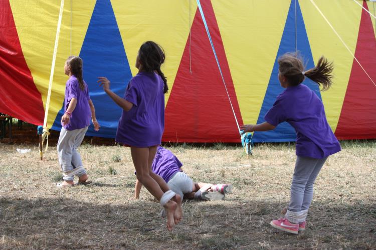 Jeux d'enfants à Escayre (204)