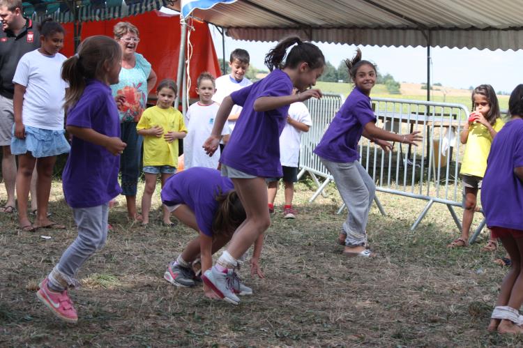 Jeux d'enfants à Escayre (192)