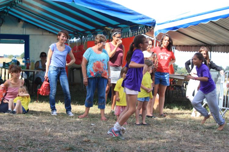 Jeux d'enfants à Escayre (252)