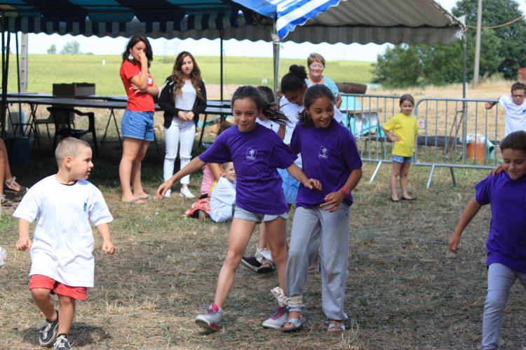 Jeux d'enfants à Escayre (257)