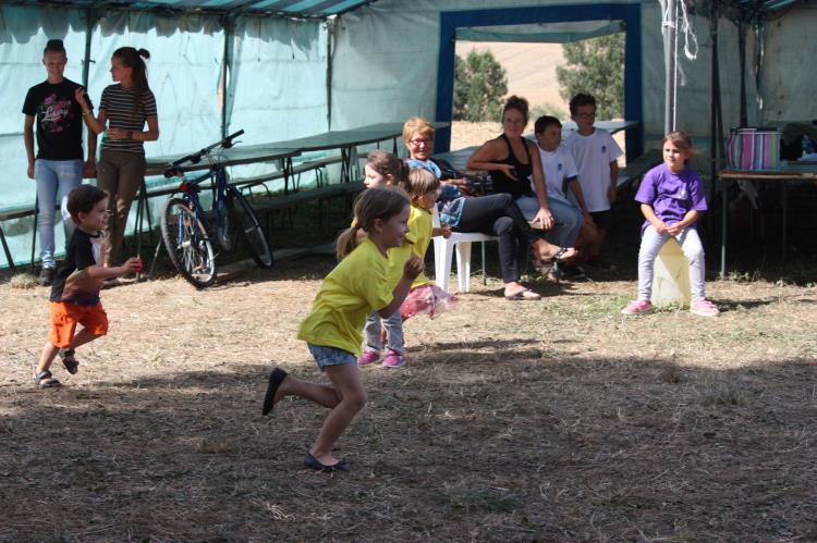 Jeux d'enfants à Escayre (284)