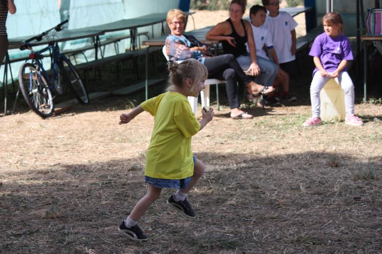 Jeux d'enfants à Escayre (289)