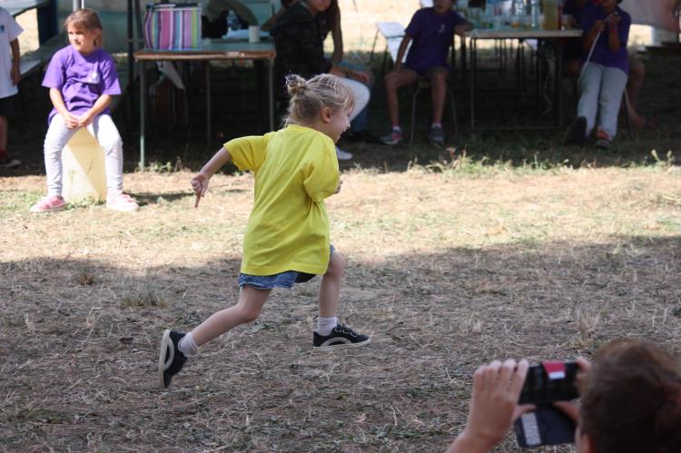 Jeux d'enfants à Escayre (291)