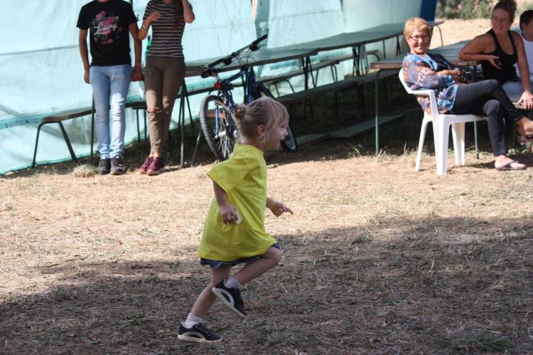 Jeux d'enfants à Escayre (288)